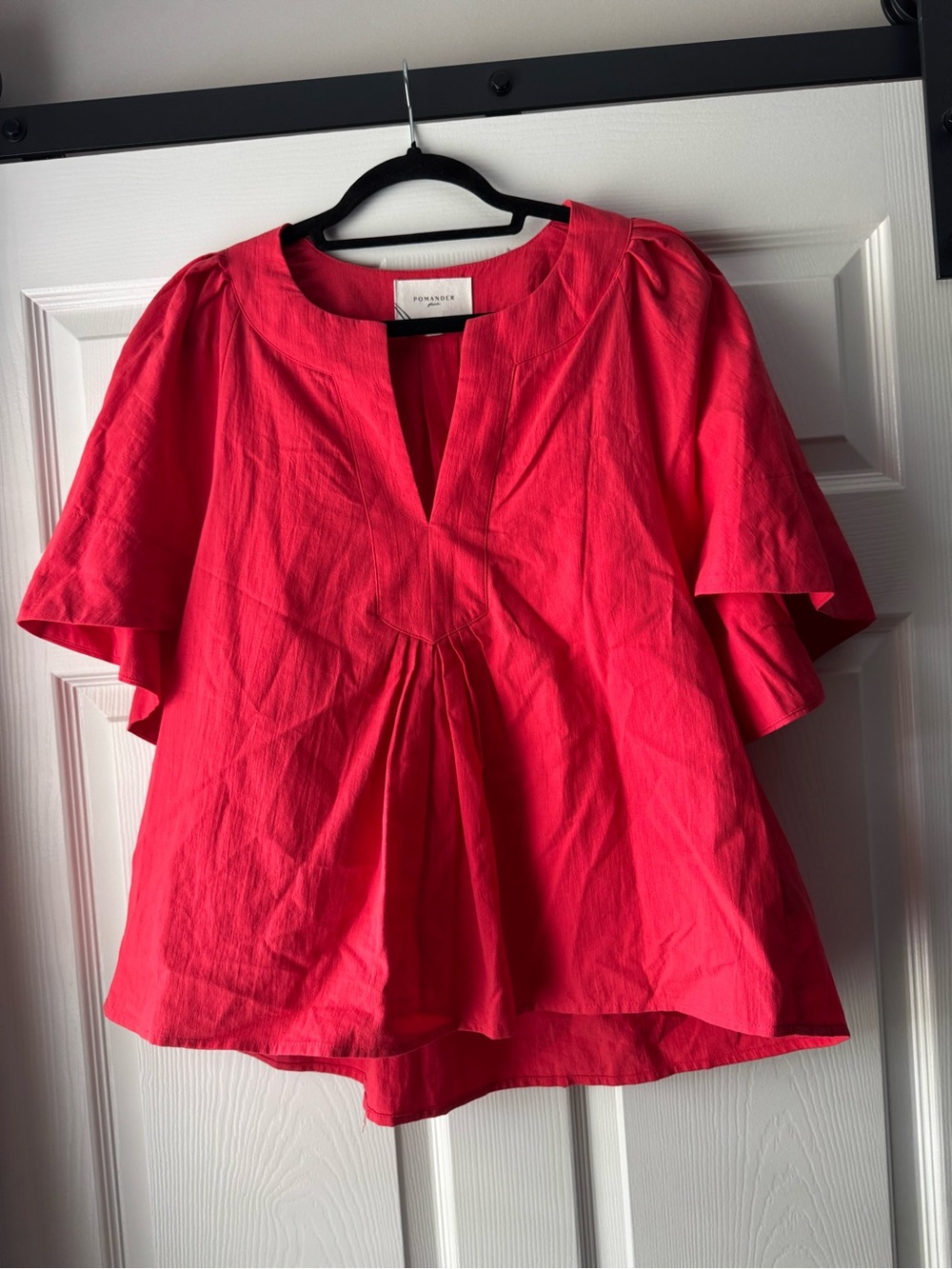 Tuckernuk Pomander Place Coral Flutter Sleeve Blouse Size Medium